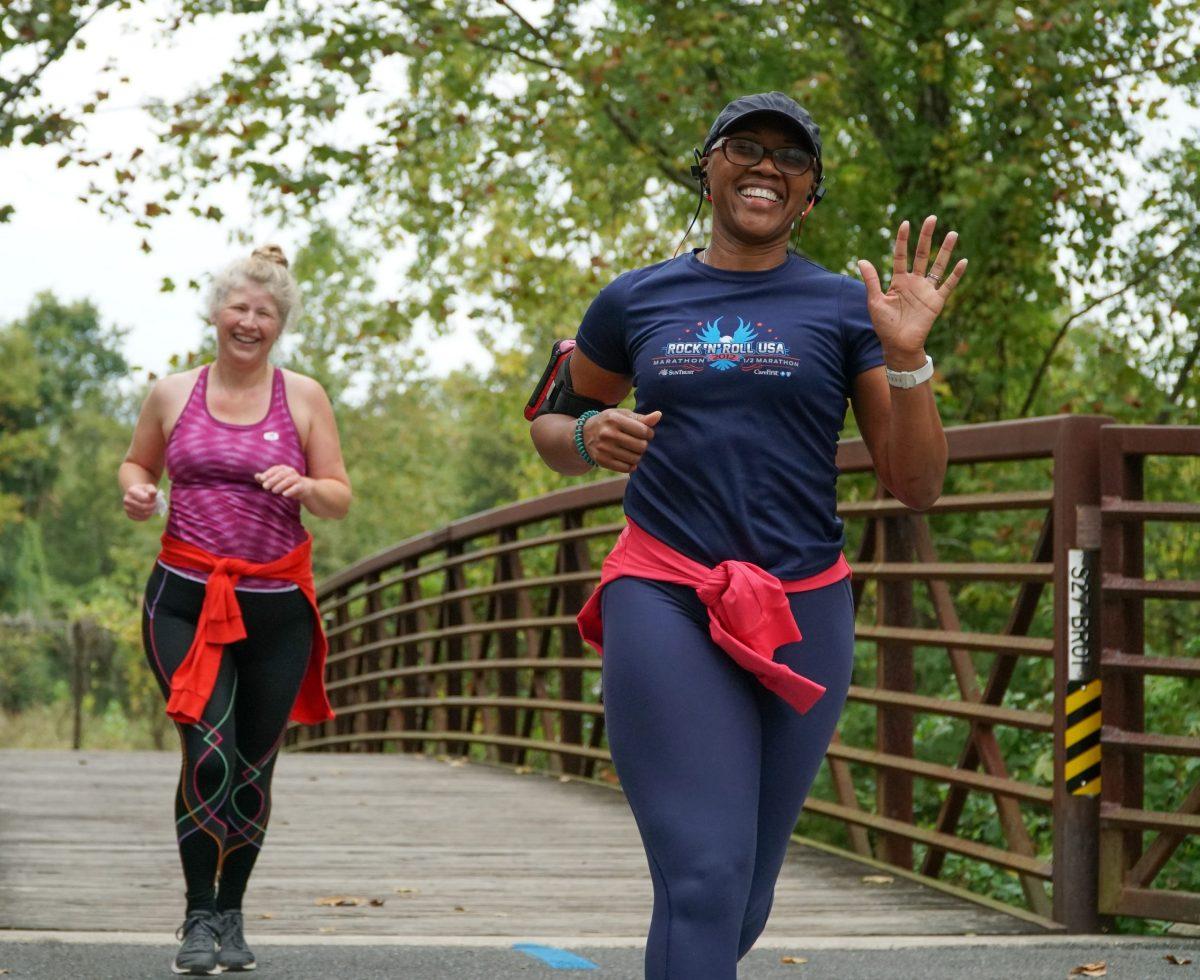 Runners on the Paint Branch Trail
