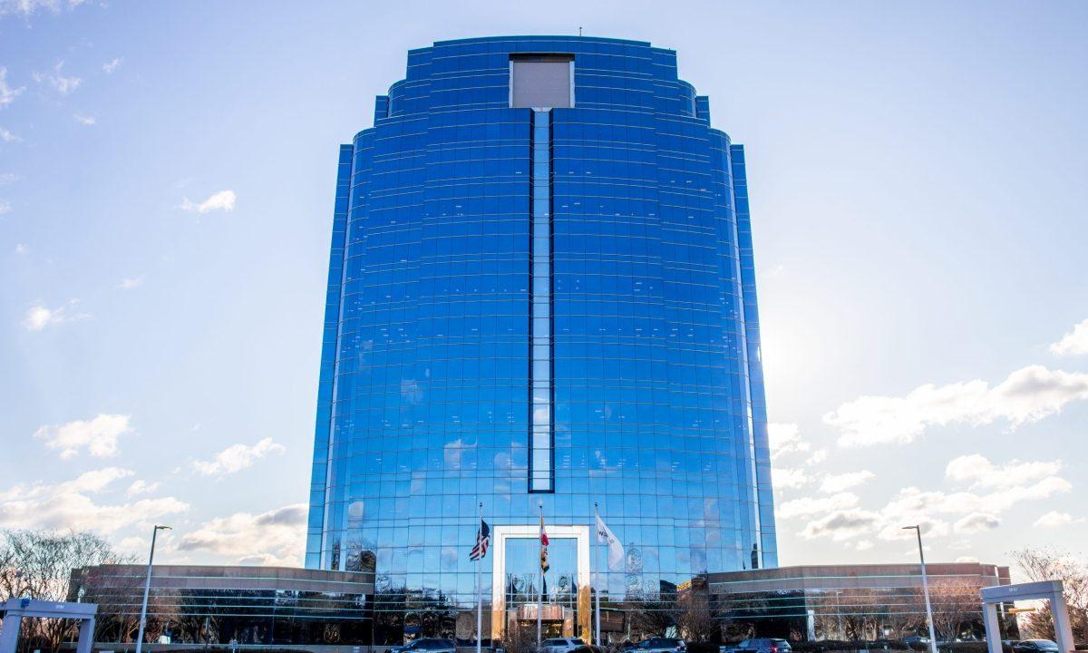 The WSSC Water Tower in Laurel, M.d. on Jan. 29, 2021. (Julia Nikhinson/College Park Here &; Now)
